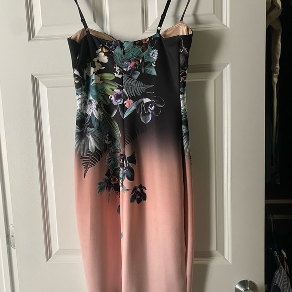 Bebe cocktail dress. - Picture 1 of 3